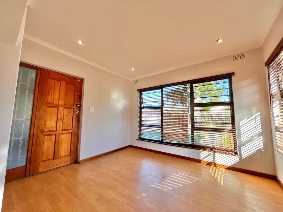 To Let 3 Bedroom Property for Rent in Ottery Western Cape